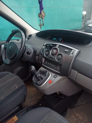 Renault Grand Scenic 2005