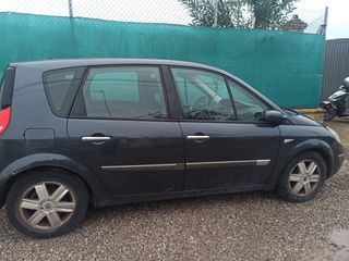 Renault Grand Scenic 2005