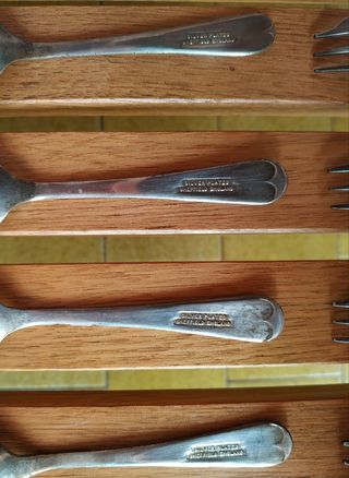 LOTE Cubiertos Vintage Metal y Plata Orfebrería