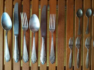 LOTE Cubiertos Vintage Metal y Plata Orfebrería