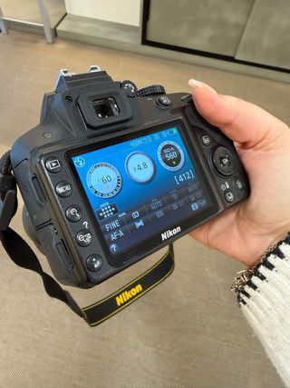 Cámara Nikon D3300 + Accesorios