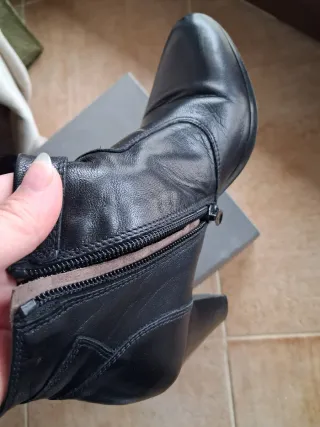 Nero Giardini Stivaletti Pelle Neri Tg 37