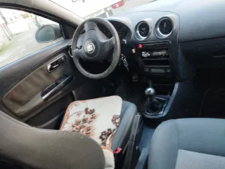 SEAT Ibiza 2004