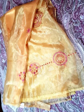 Tenda colore oro giallo velato organza raso