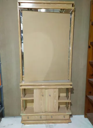 Mueble de salón madera con espejo