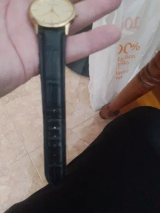 Reloj Sekonda Dorado Correa Negra