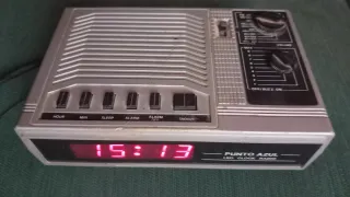 Radio Reloj Despertador Punto Azul