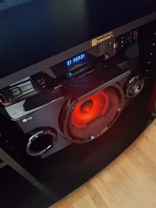 Equipo LG XBOOM OM4560