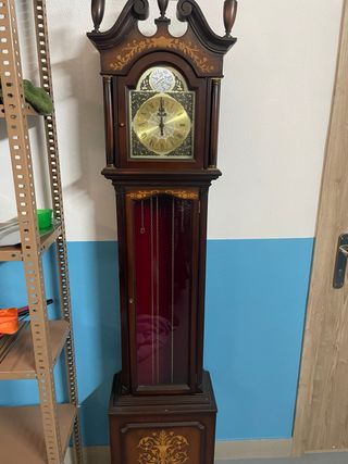 Reloj antiguo Tempus Fugit