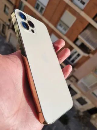 iPhone 12 Pro Dorado/Blanco