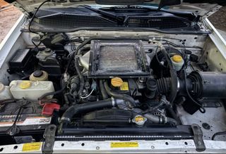 Motor Nissan Terrano TD27 125cv con averia culata.