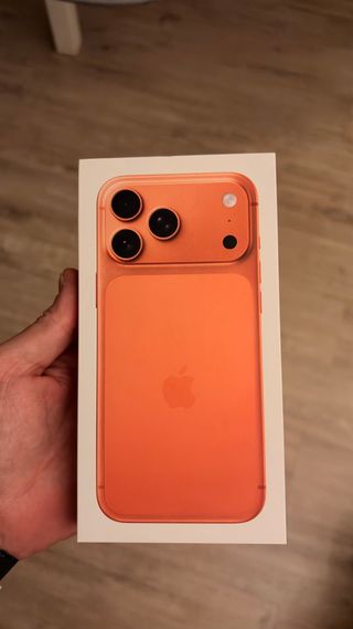 iPhone 17 Pro Max 256GB Cosmic Orange - sigillato