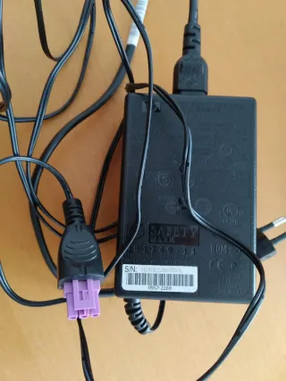 Cable HDMI, ordenador portátil y sobremesa, impres