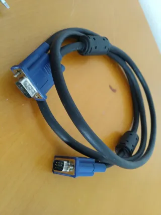 Cable HDMI, ordenador portátil y sobremesa, impres