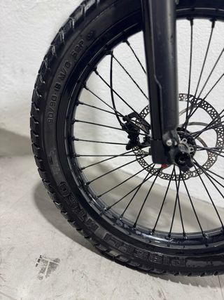 # URGE Bicicleta Eléctrica 8000W 72V