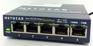 switch Netgear ProSafe FS105