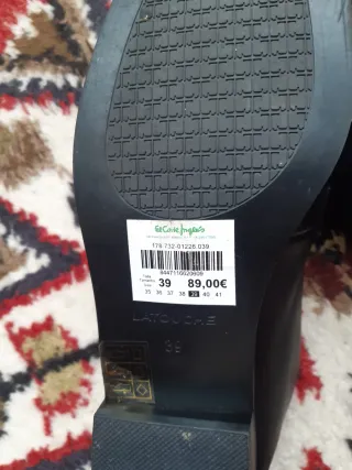 Mocasines LATOUCHE negros con hebilla dorada