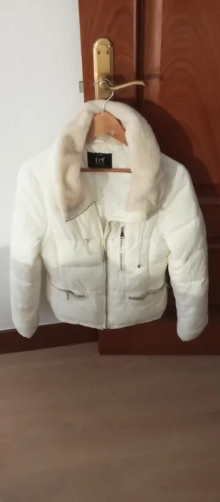 Plumífero Zara TRF Blanco