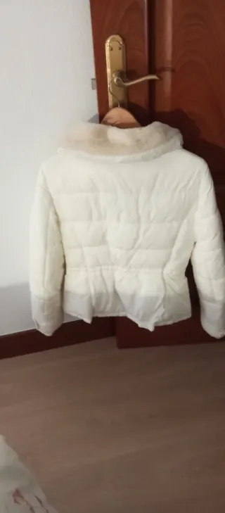 Plumífero Zara TRF Blanco