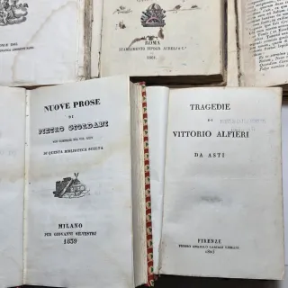 Lotto di cinque libri antichi da esposizione