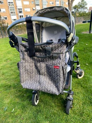 Bugaboo Bee con silla y capazo