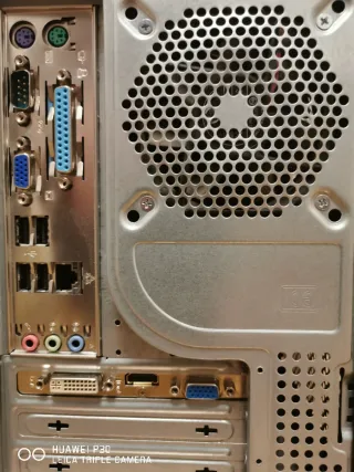 Torre PC con Windows 11