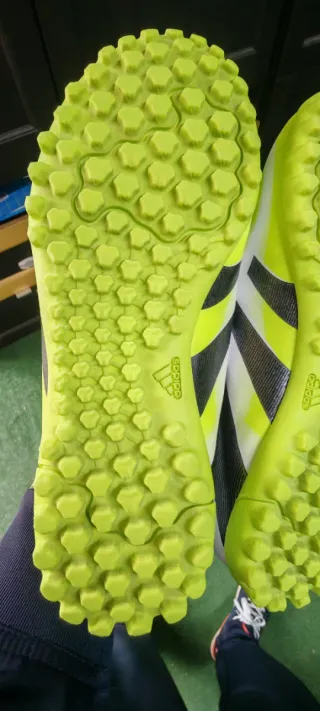 Scarpe calcetto Adidas erba sintetica