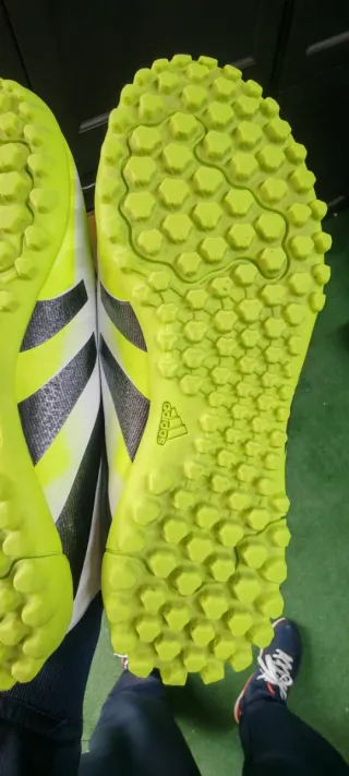 Scarpe calcetto Adidas erba sintetica