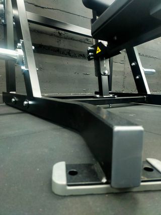 Máquina press de pecho sentado