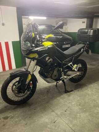 Aprilia Tuareg 660 Negra y Amarilla