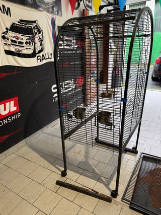 Jaula grande para loro