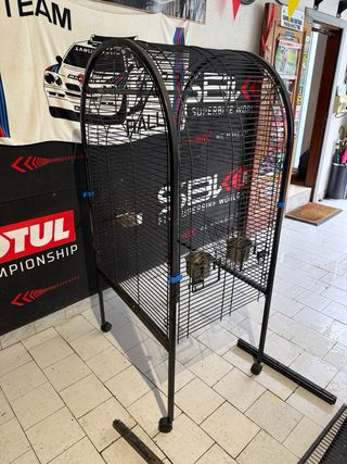 Jaula grande para loro