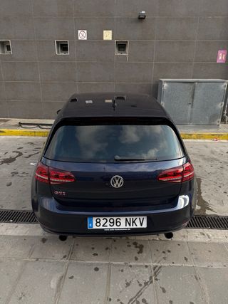 Volkswagen Golf GTI Performance 230cv
