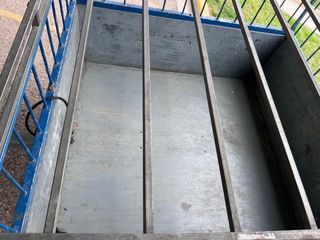 Remolque ligero con jaula