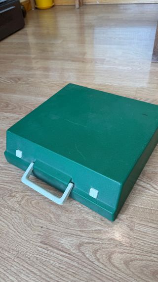 Máquina de escribir Olympia Traveller De Luxe