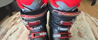 Botas de esquí Salomon negras y rojas 26.5