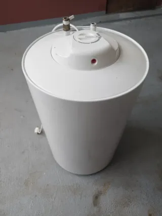 Termo Eléctrico Ariston NNA 80 VR EU2