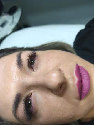 Extensiones de pestañas