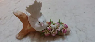 Ceramica Capodimonte Colomba e Fiori