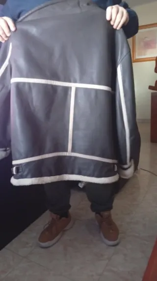 Chaqueta de piel forrada