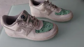 Nike Air Force 1 verdes y blancas