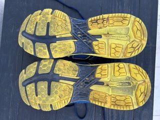 Zapatillas Asics Running Azul y Amarillo