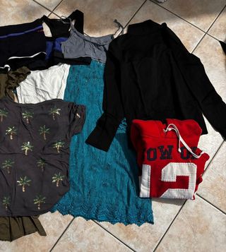 Lotto vestiti taglia S