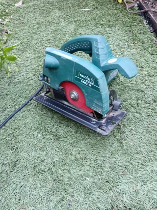 Sierra Circular Casals 1000W