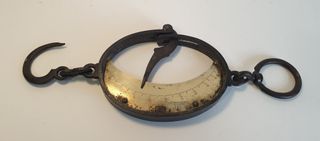 Balanza antigua media luna Eugene Leboucher