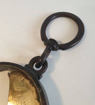 Balanza antigua media luna Eugene Leboucher