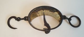 Balanza antigua media luna Eugene Leboucher