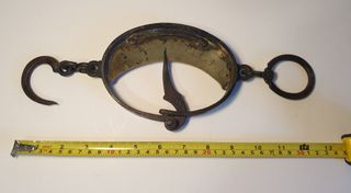 Balanza antigua media luna Eugene Leboucher