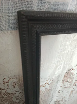 Marco de madera antiguo Cartujano o Holandés