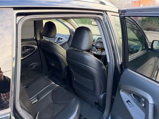 Toyota RAV4 2013